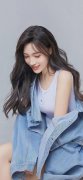 男生把小坤坤放到女生身上